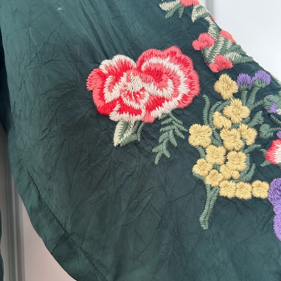 $365 JOHNNY WAS sz S Zadonia Embroidered Peasant Top Blouse Sold Out - Picture 3 of 13